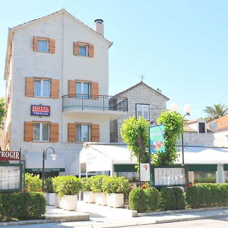 Hotel Trogir Luaran gambar