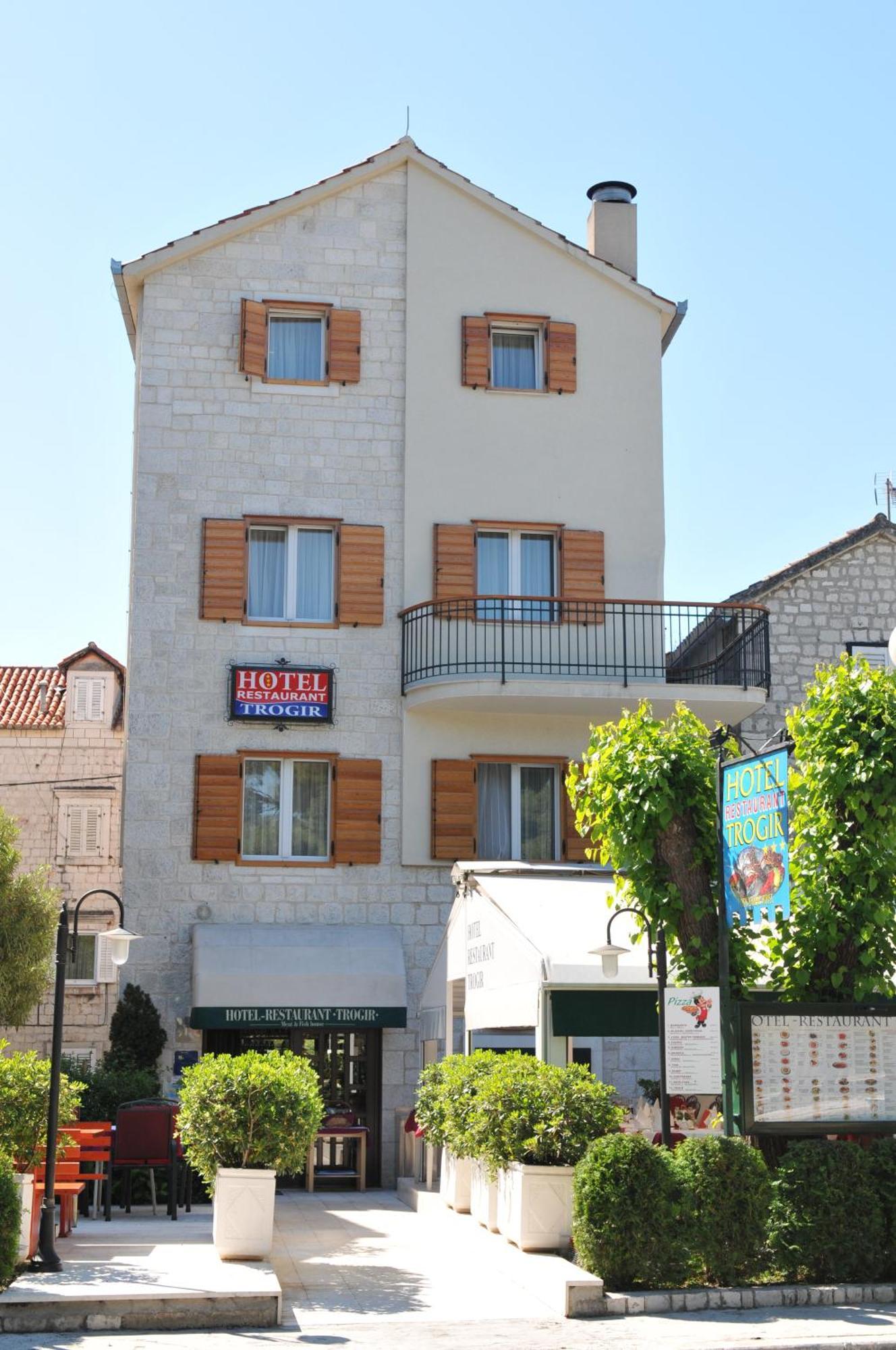 Hotel Trogir Luaran gambar