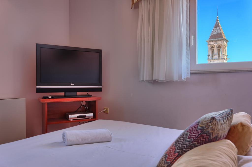 Hotel Trogir Luaran gambar
