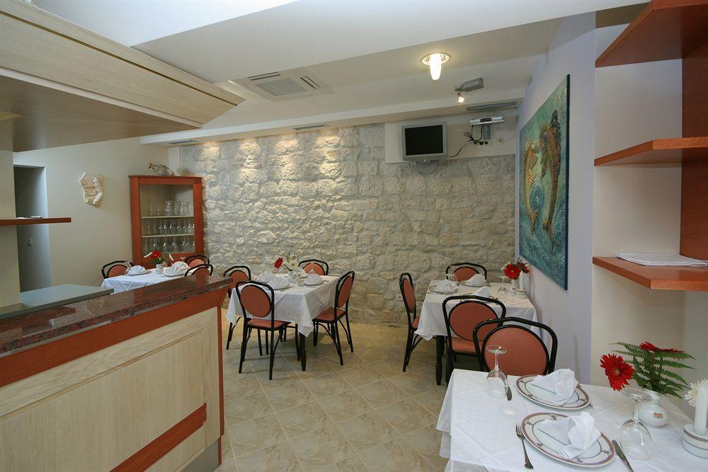 Hotel Trogir Luaran gambar