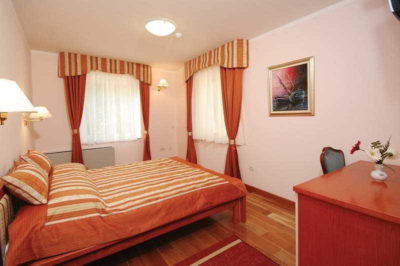 Hotel Trogir Luaran gambar